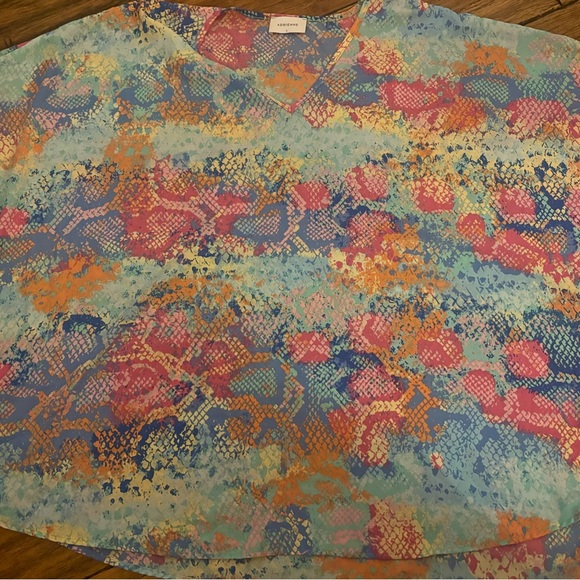 Adrienne Multi Color Snake Print Colorful Top size large (runs larger) - Picture 1 of 2
